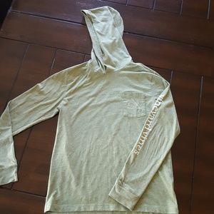 Vineyard Vines boys shirt 🐳